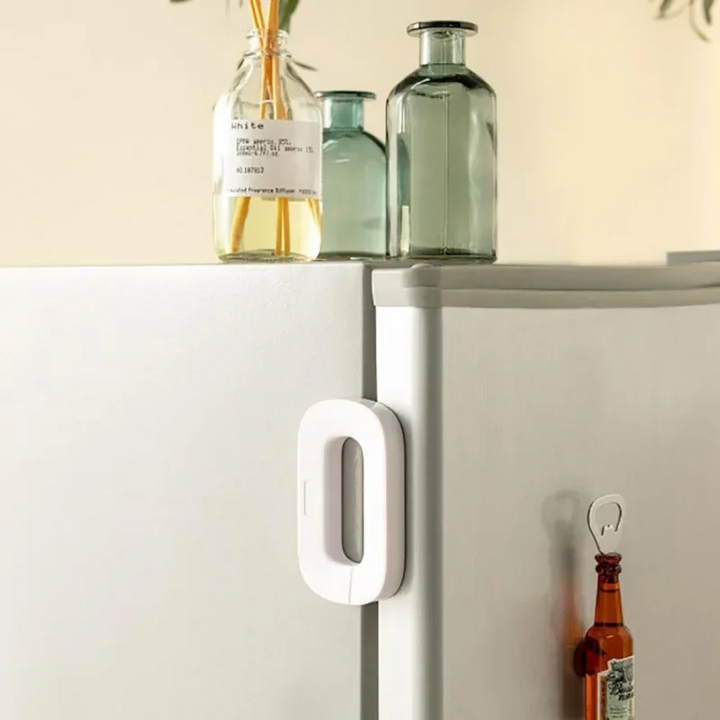 Fridge & Freezer Door Lock –